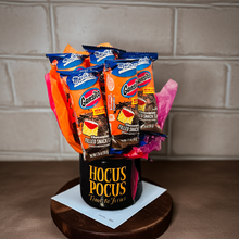 Load image into Gallery viewer, Mug Hocus Pocus with Mexican snack cake