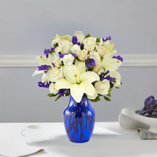 Load image into Gallery viewer, SKY SENTIMENTS BOUQUET
