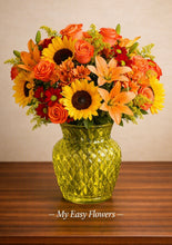 Load image into Gallery viewer, FIELDS FALL COLOR in Clear vase
