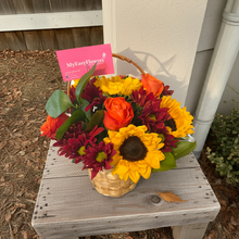 Load image into Gallery viewer, Fall floral basket Best Seller
