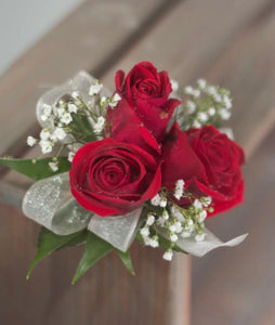 Red Spray Roses Petite Corsage