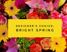 Load image into Gallery viewer, DESIGNER&#39;S CHOICE SPRING BQT in glass small vase
